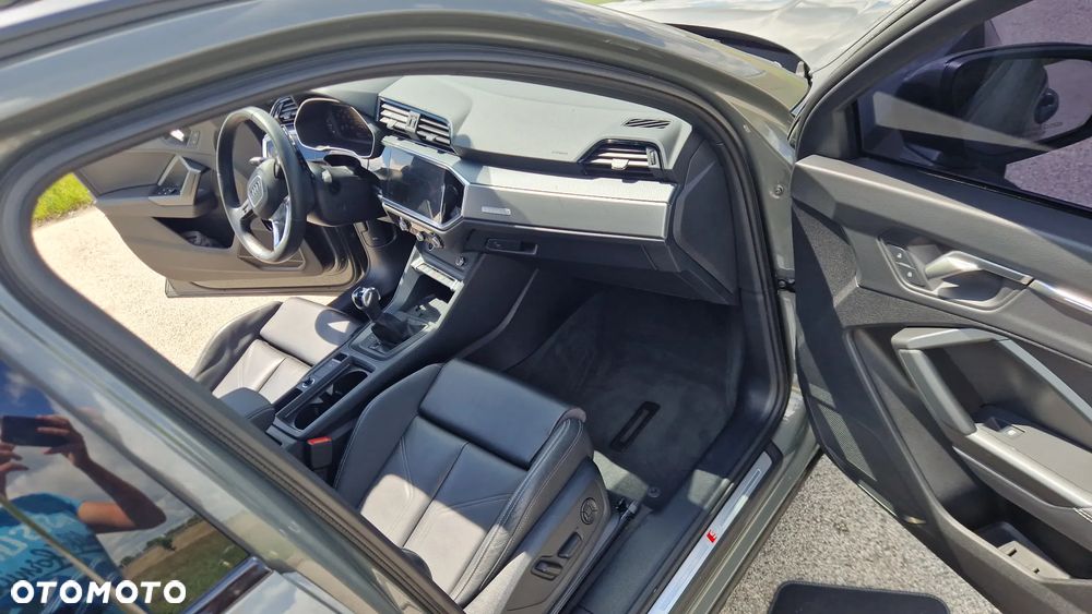 Audi Q3 45 TFSI Quattro S-Line S tronic - 14