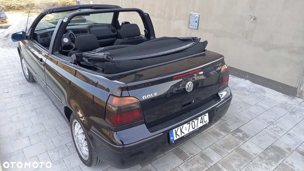 Volkswagen Golf - 11