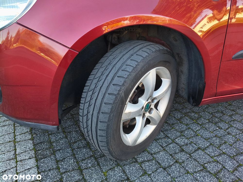 Skoda Fabia 1.6 16V Elegance - 36