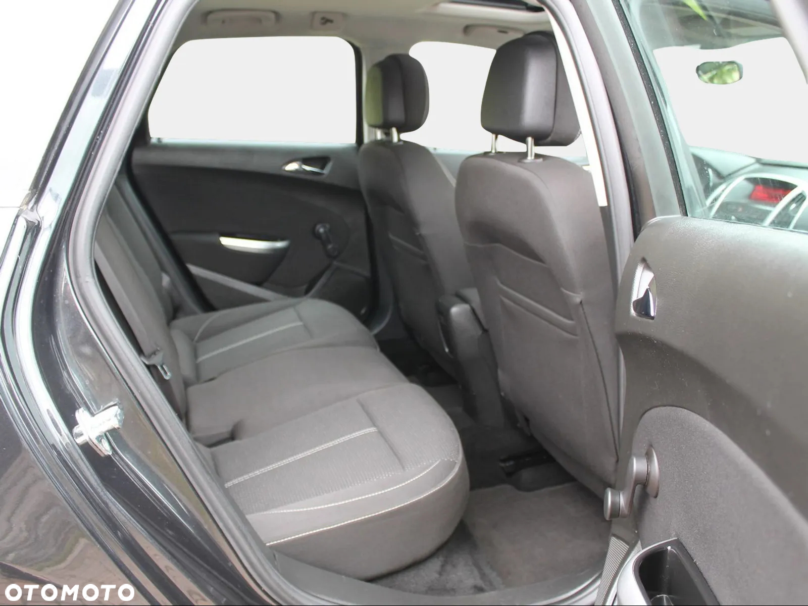 Opel Astra 1.4 Turbo Sports Tourer ecoFLEX Start/Stop Edition - 8