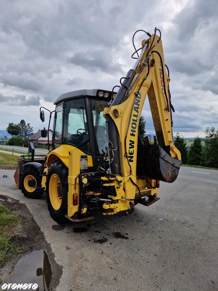 New Holland B100C - 8