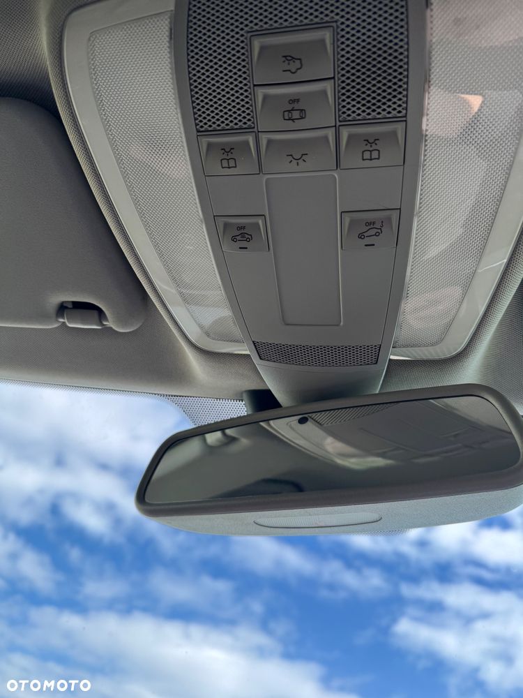 Mercedes-Benz Klasa C - 16