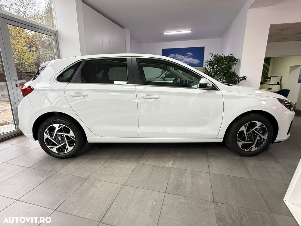 Hyundai i30 1.5 T-GDI 140CP 7DCT MHEV Highway - 4