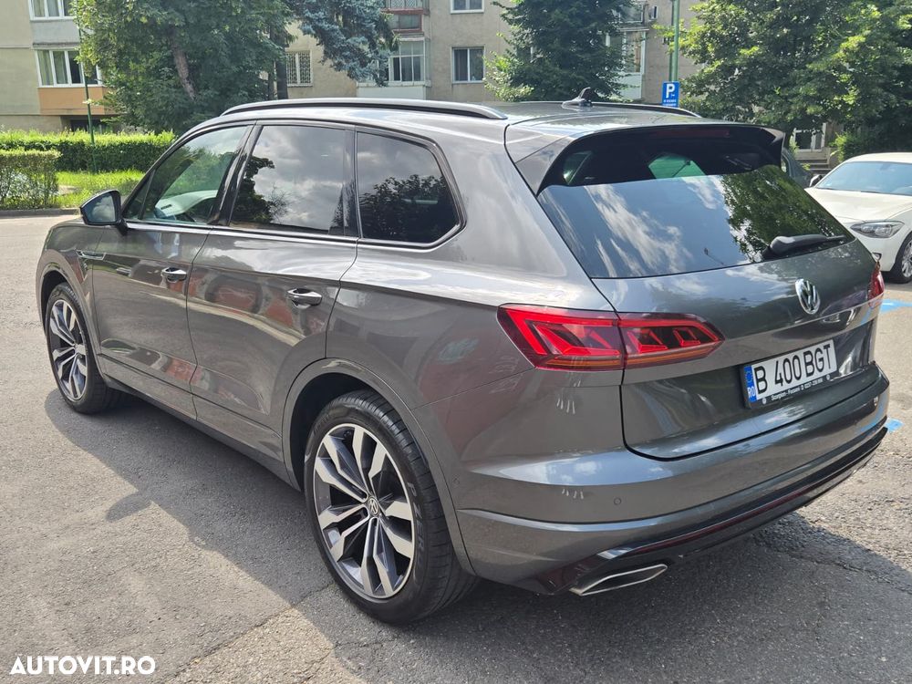 Volkswagen Touareg 3.0 V6 TDI 4Motion DPF Automatik R-Line - 4