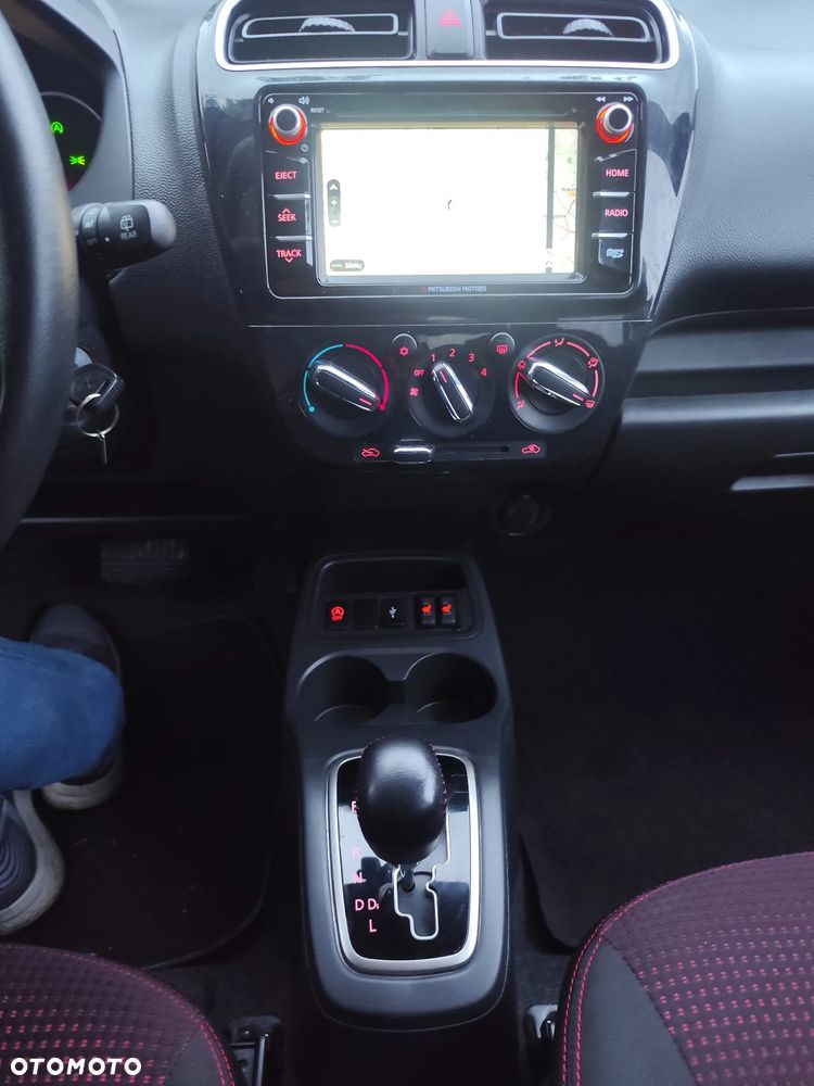 Mitsubishi Space Star AS&G 1.2 CVT Select+ Black - 23