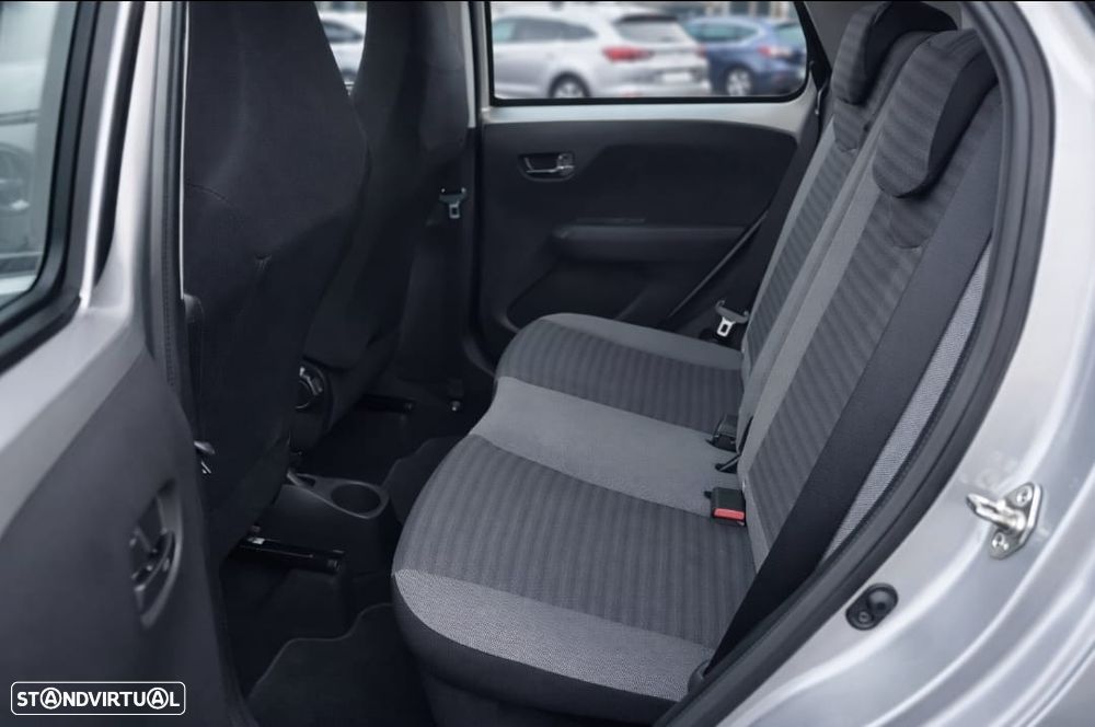 Toyota Aygo x-play - 8