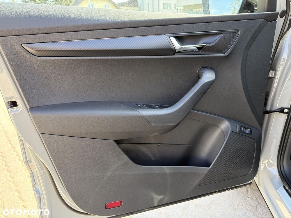 Skoda Karoq 1.5 TSI ACT Sportline DSG - 10