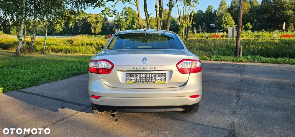 Renault Fluence 1.6 16V 110 Dynamique - 12