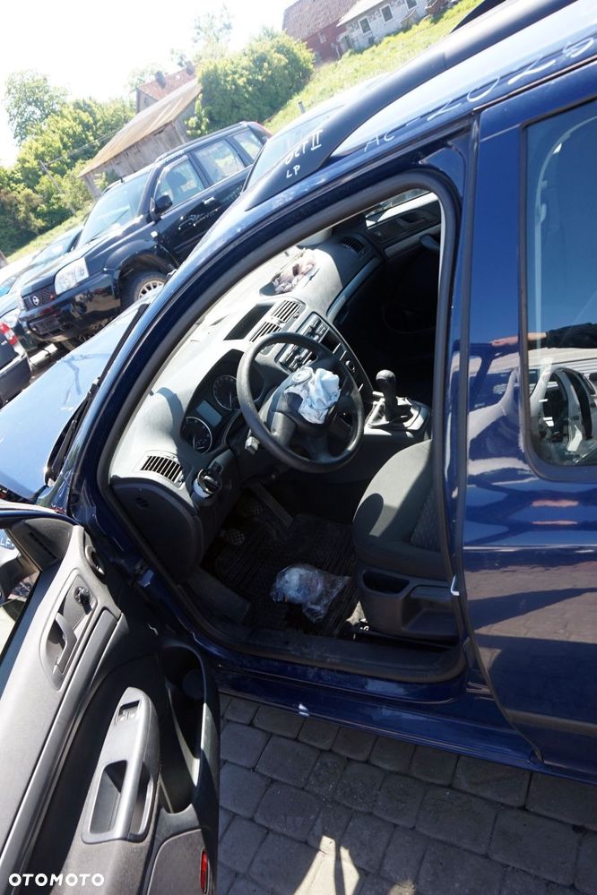 SKODA OCTAVIA II 1Z3 LIFT KOMBI 2013 LF5A 1.4 TSI CAXA 122KM NBW GRANATOWY na części - 15