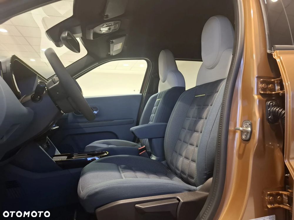 Fiat Grande Panda 1.2 mHEV La Prima eDCT - 9