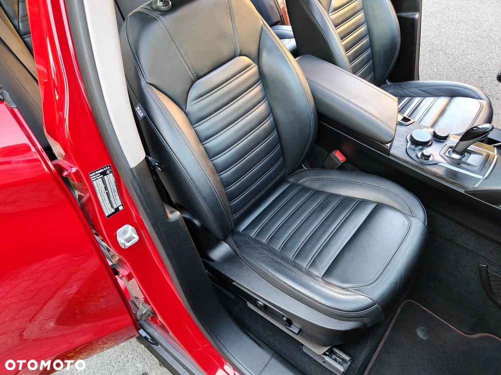 Alfa Romeo Stelvio 2.2 JTDM - 20