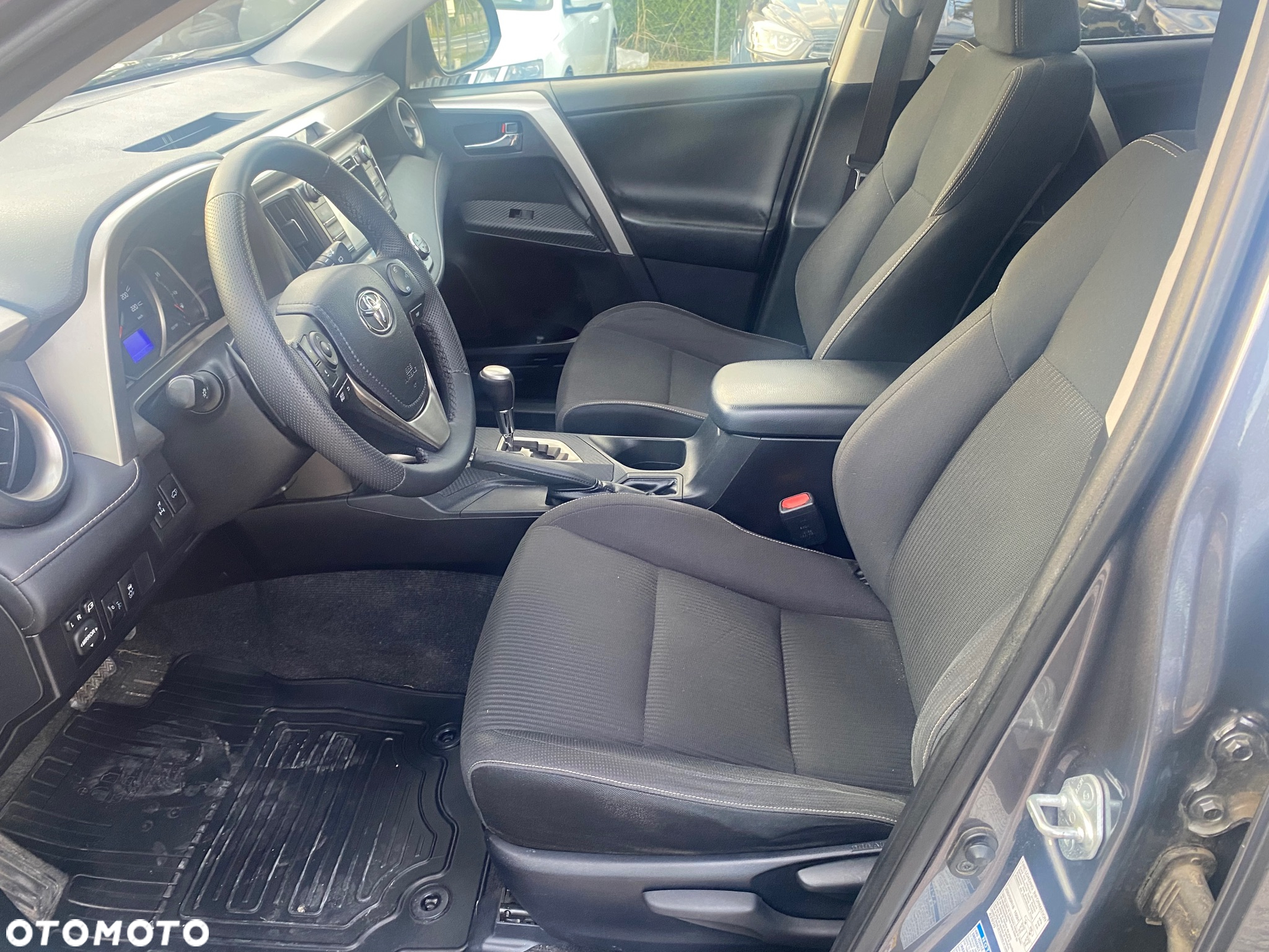 Toyota RAV4 2.0 4x4 Start&Stop CVT Executive - 34