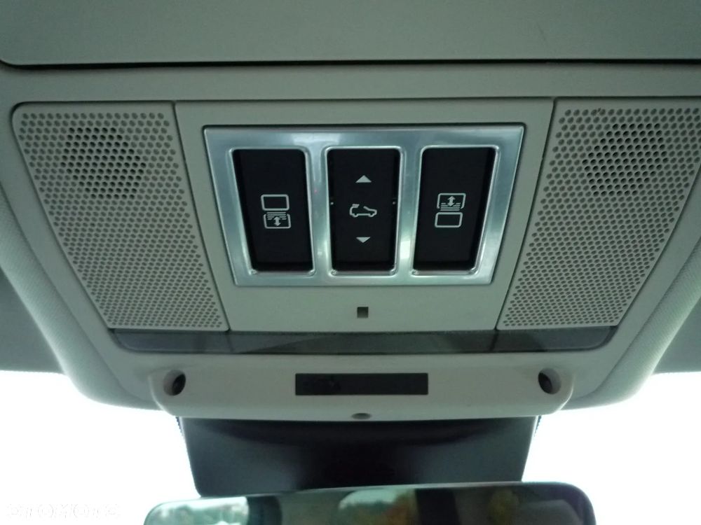 Land Rover Discovery 2.0 Sd4 SkyView Edition - 38