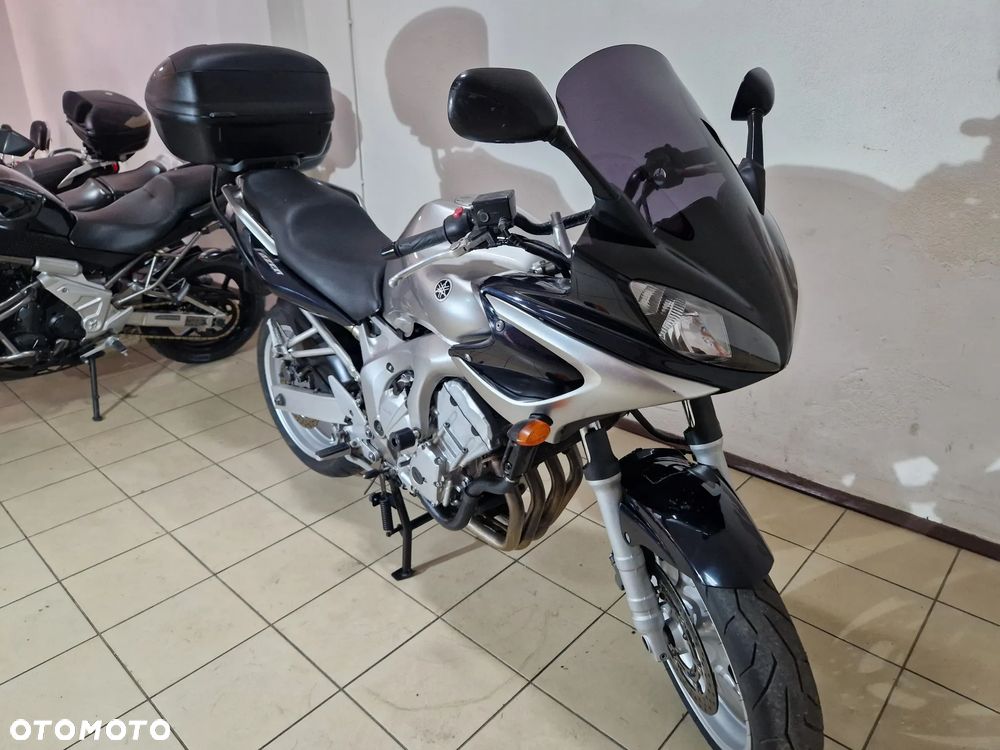 Yamaha FZ6 - 12