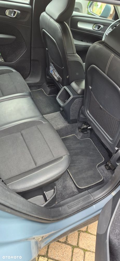 Volvo XC 40 T3 Momentum Pro - 9