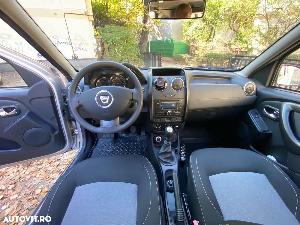 Dacia Duster 1.5 dCi 4x4 Laureate - 8