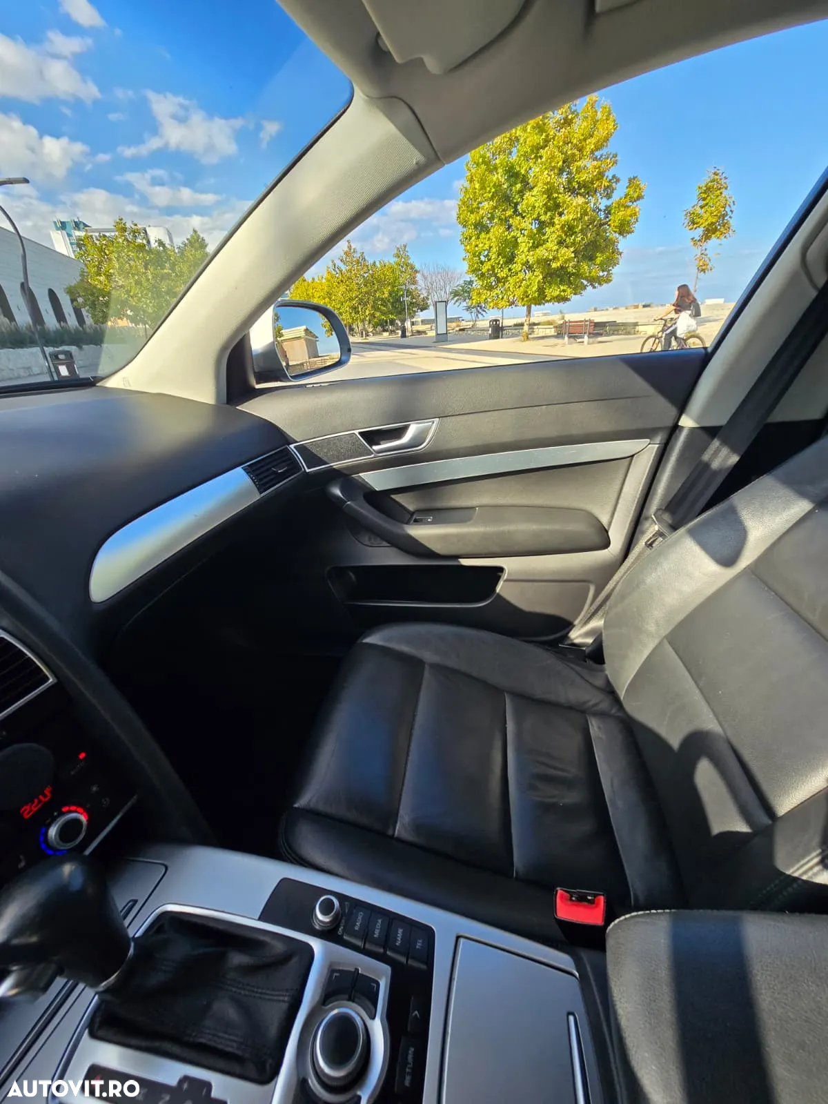 Audi A6 2.0 TDI DPF Multitronic Avant - 25