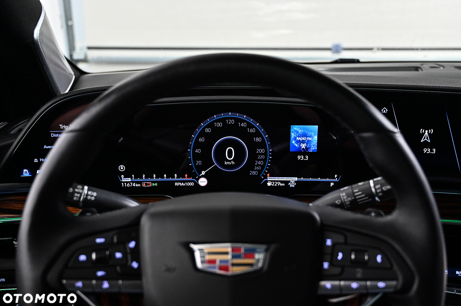 Cadillac Escalade - 27