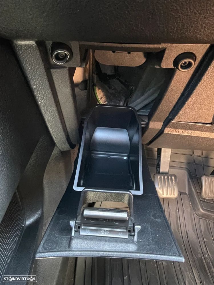 Ford Mondeo 1.8 TDCi Titanium - 25