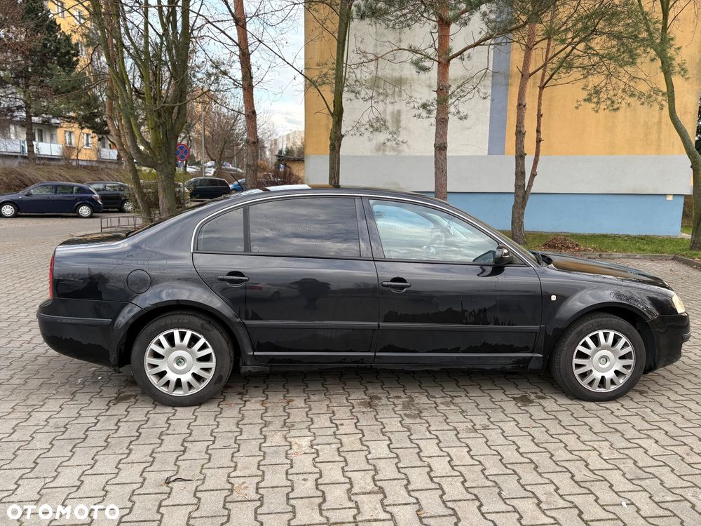 Skoda Superb - 2