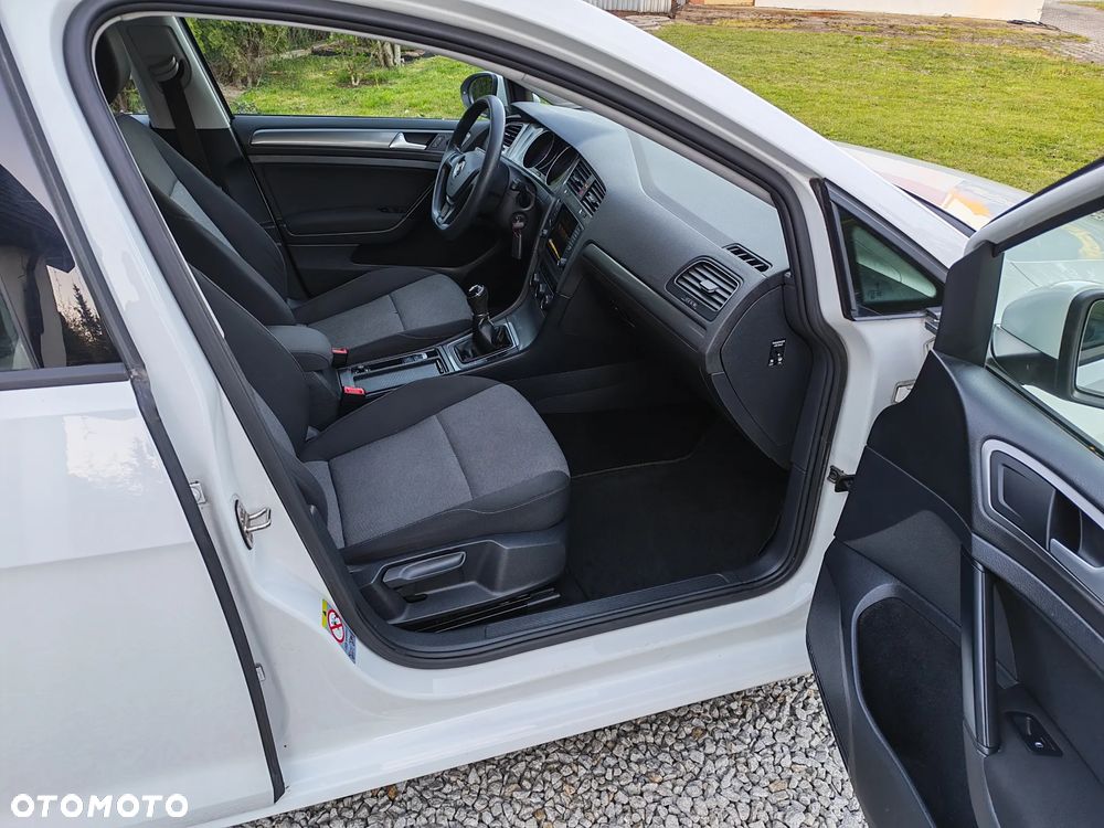 Volkswagen Golf 1.6 TDI BlueMotion Technology Lounge - 10