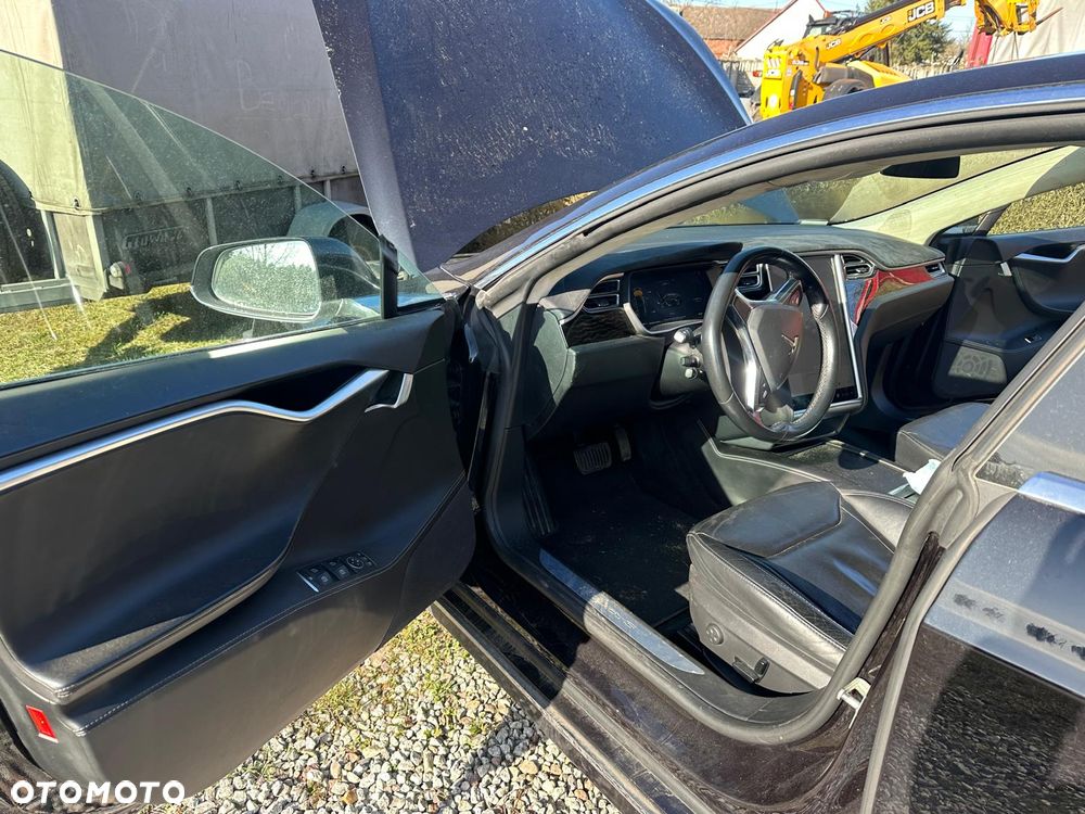 Tesla Model S Long Range Plus - 6