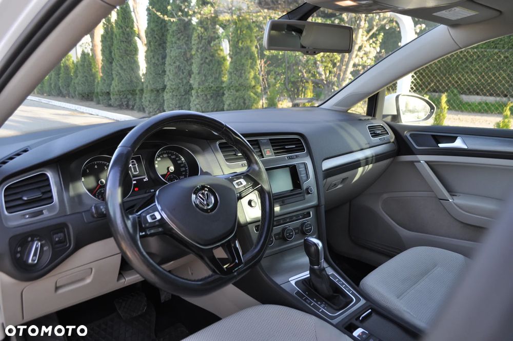 Volkswagen Golf 1.2 TSI Trendline DSG - 3