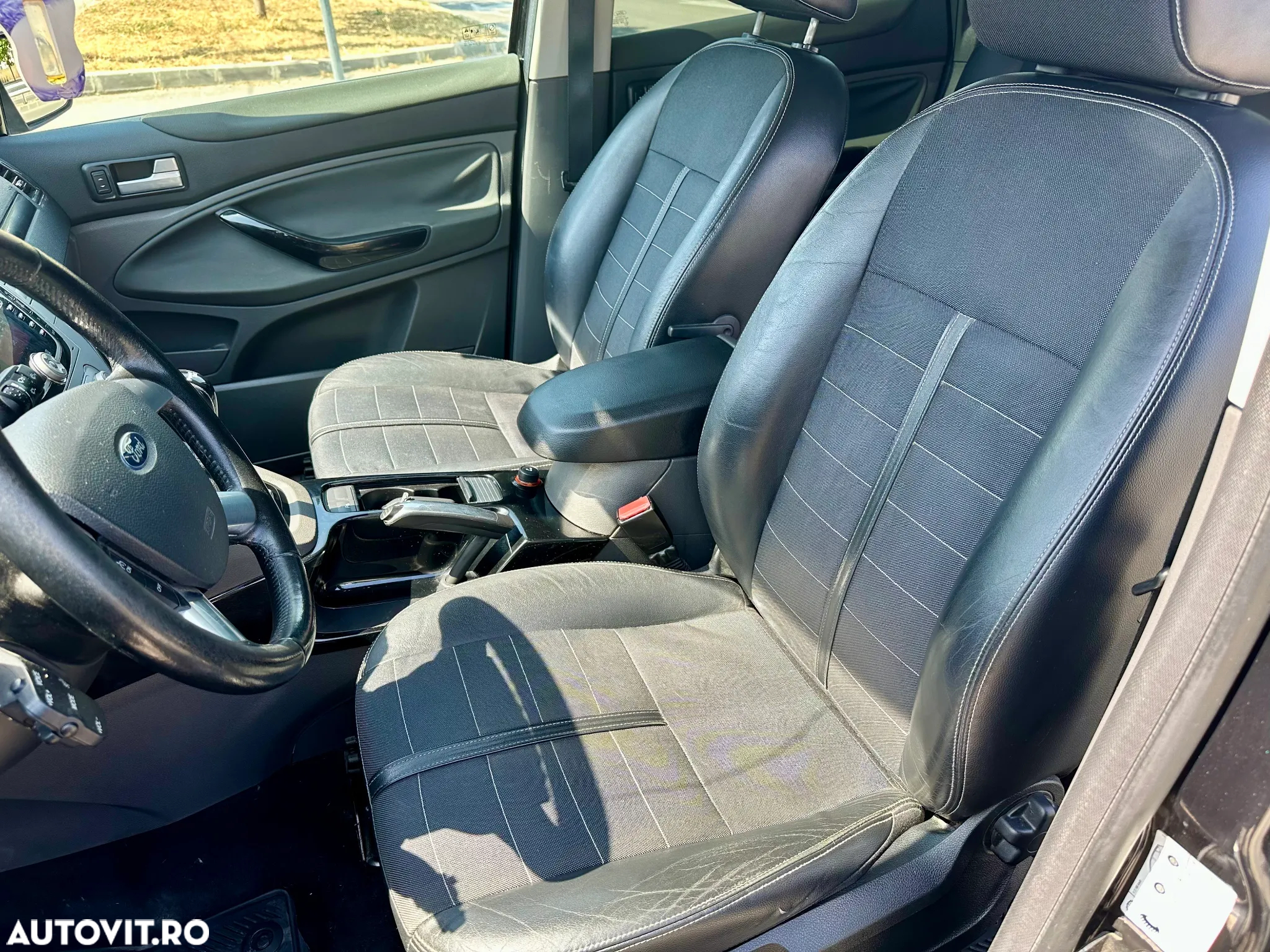 Ford Kuga 2.0 TDCi 4WD Powershift Titanium - 15