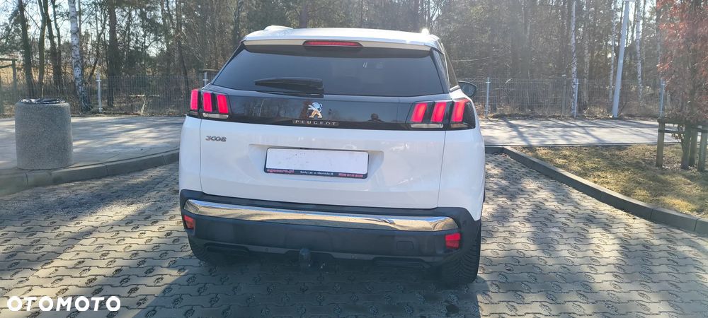 Peugeot 3008 1.2 PureTech Allure S&S EAT6 - 5