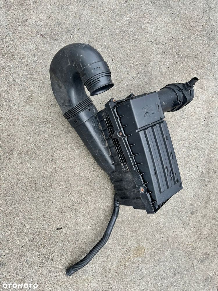 Obudowa Filtra Powietrza VW Golf VI 2.0 tdi 3C0129607BC - 2