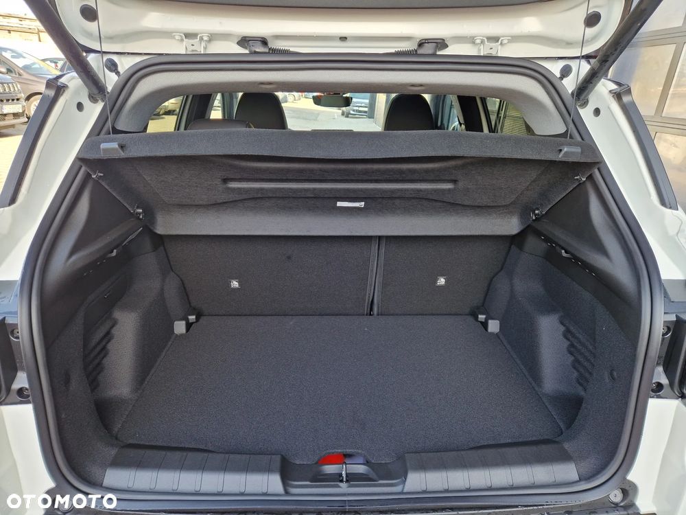 Jeep Avenger 1.2 T3 mHEV Summit FWD eDCT6 - 22