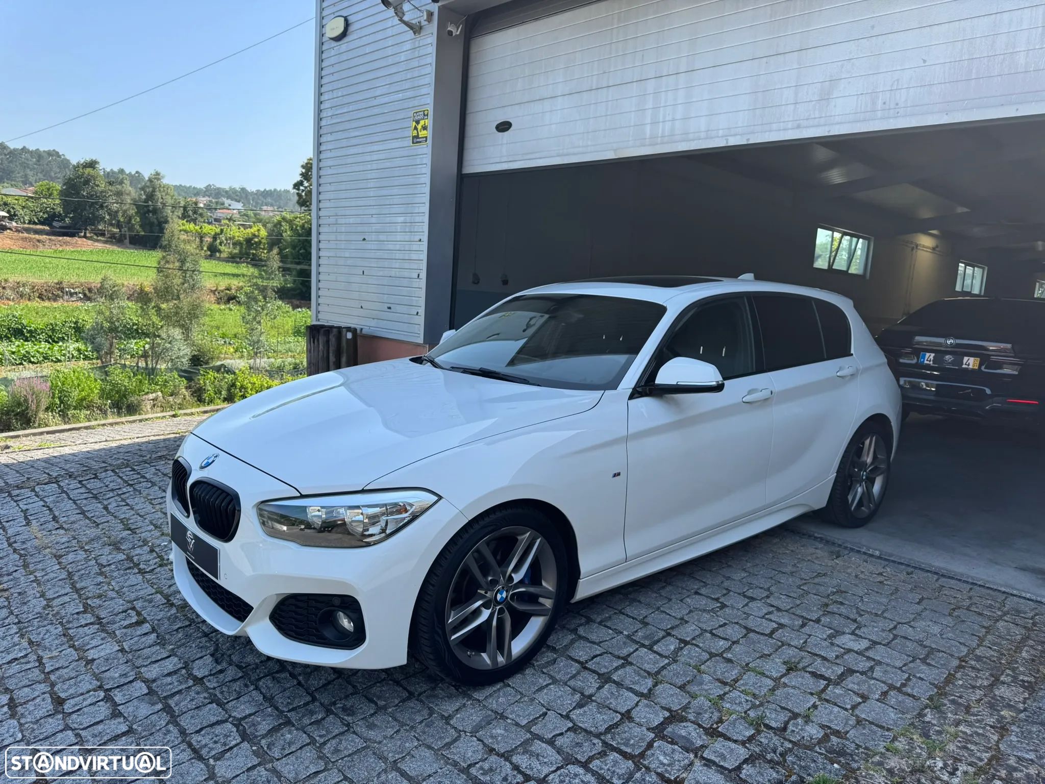 BMW 118 d Pack Desportivo M - 1