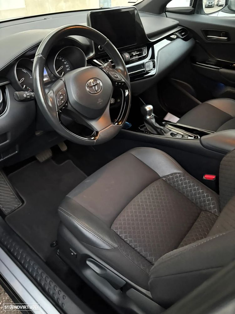 Toyota C-HR 1.8 Hybrid Square Collection - 5