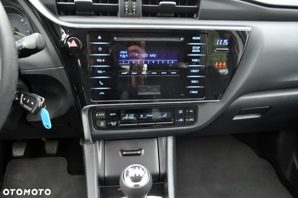 Toyota Auris 1.33 VVT-i Comfort - 35