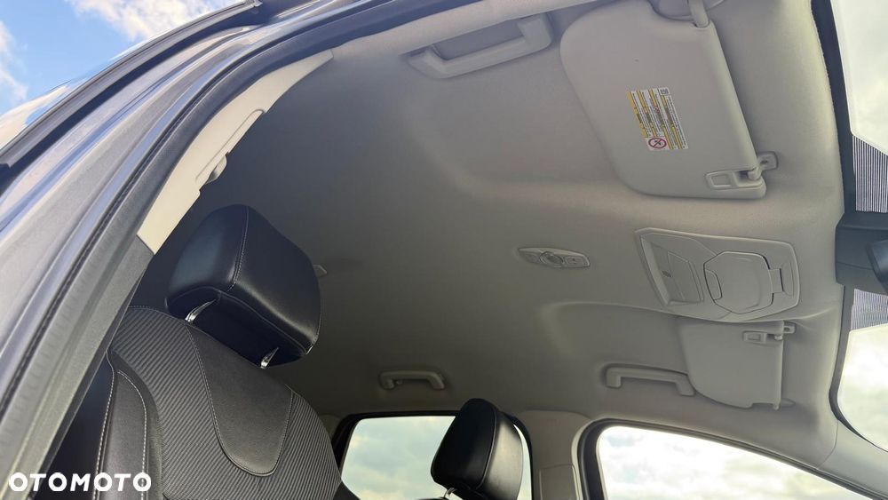 Ford Kuga 2.0 TDCi 4x4 Titanium - 33