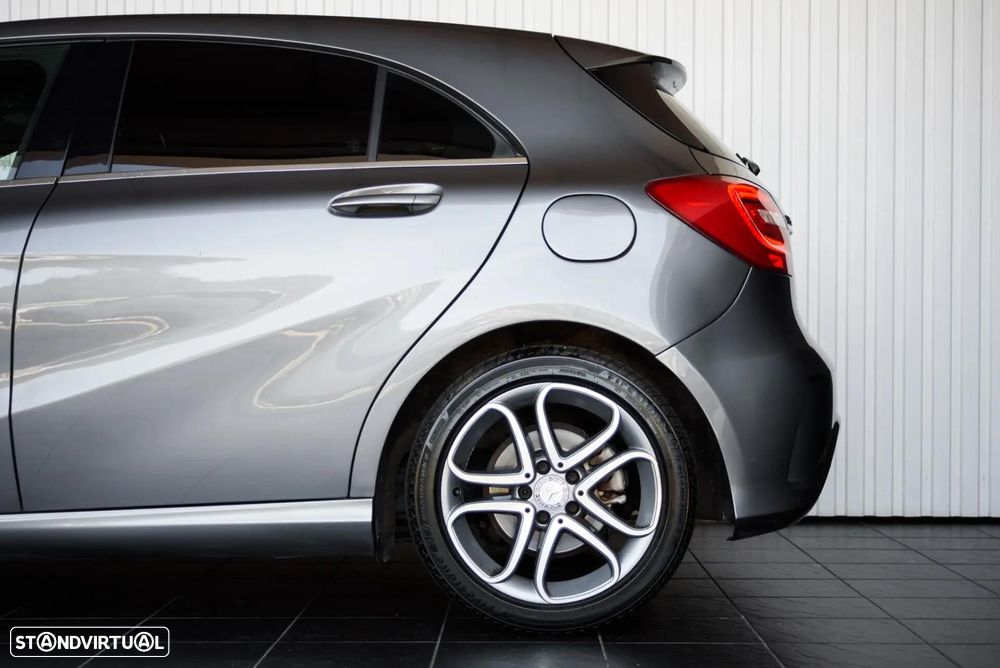 Mercedes-Benz A 200 CDI (BlueEFFICIENCY) Urban - 21