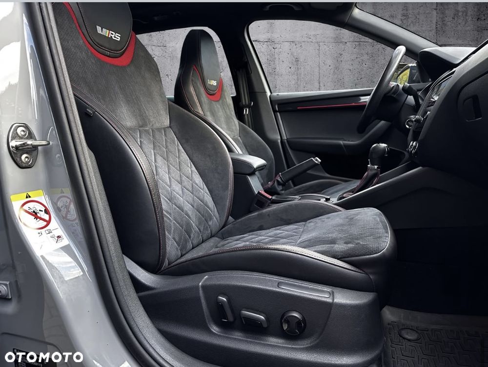 Skoda Octavia 2.0 TSI GPF RS 245 DSG - 4