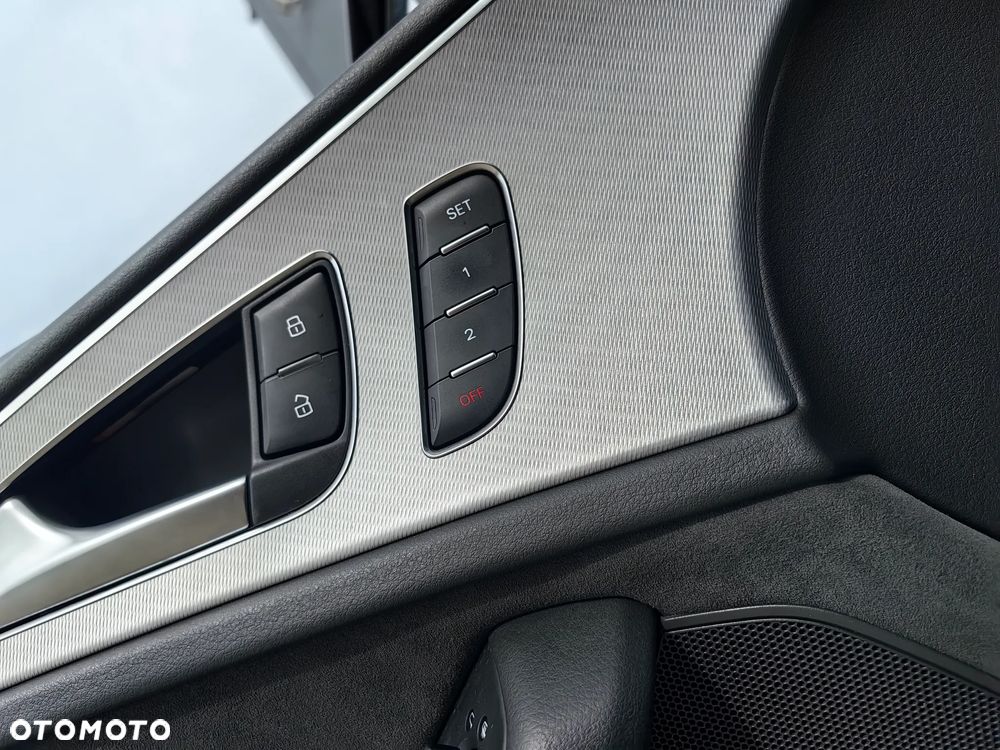 Audi A6 Avant 2.0 TDI Ultra S tronic - 22