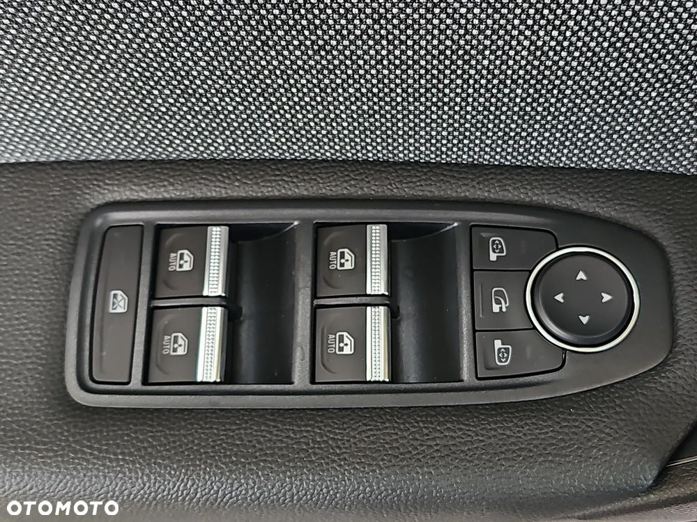 Renault Captur 1.0 TCe Techno - 13
