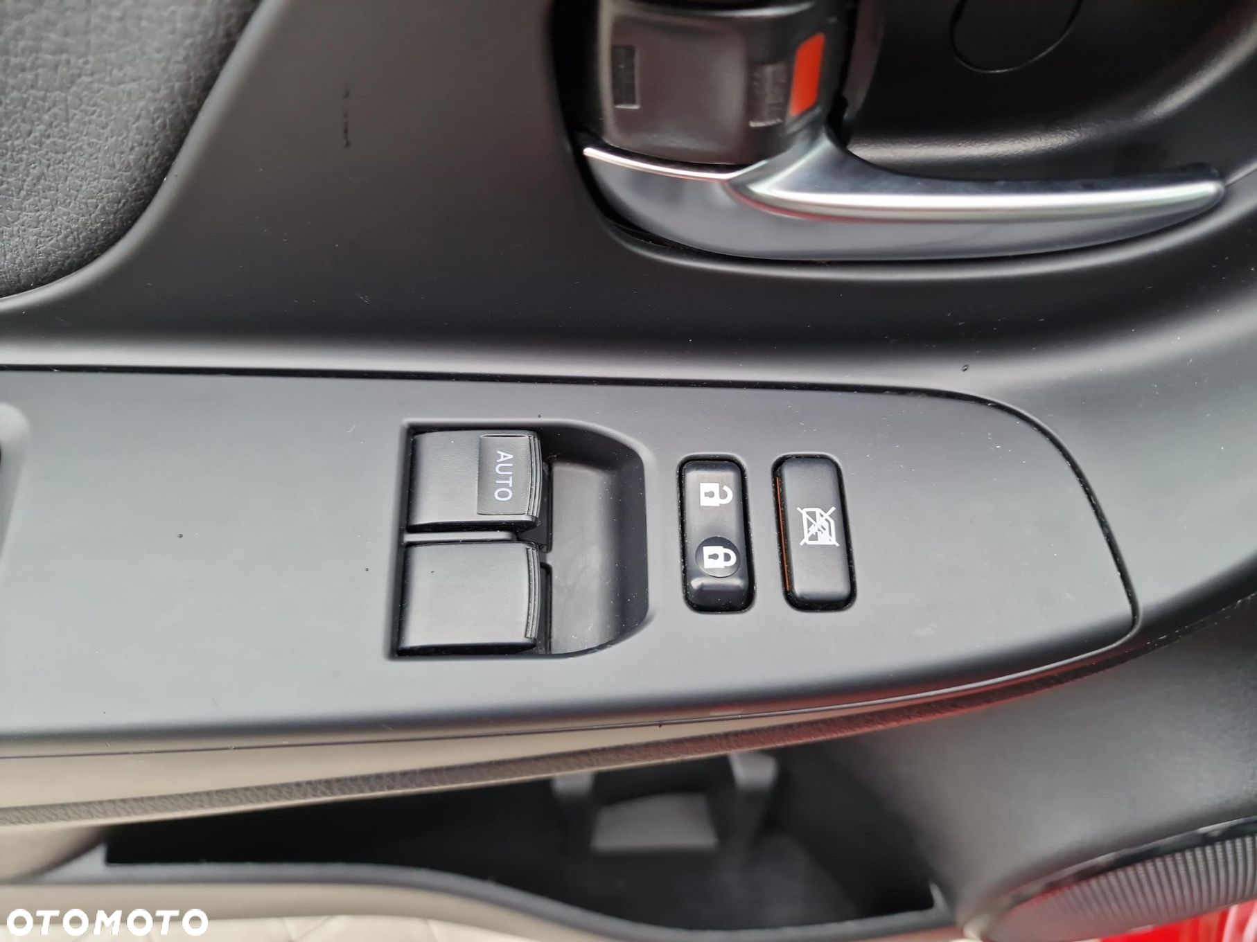 Toyota Yaris Hybrid 100 Premium EU6 - 12