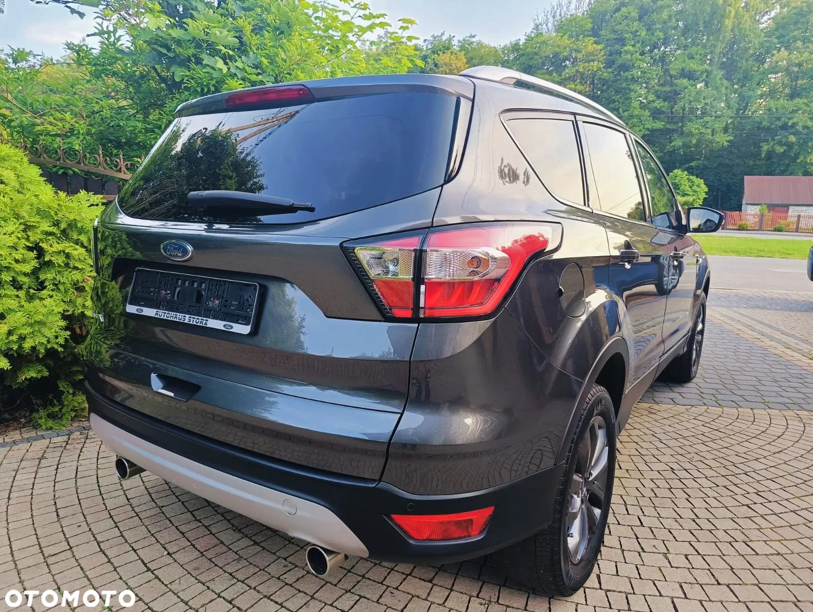 Ford Kuga 2.0 TDCi AWD Titanium - 27