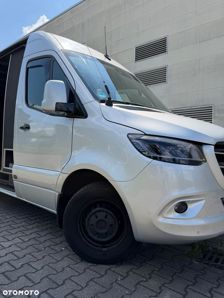 Mercedes-Benz Sprinter - 18