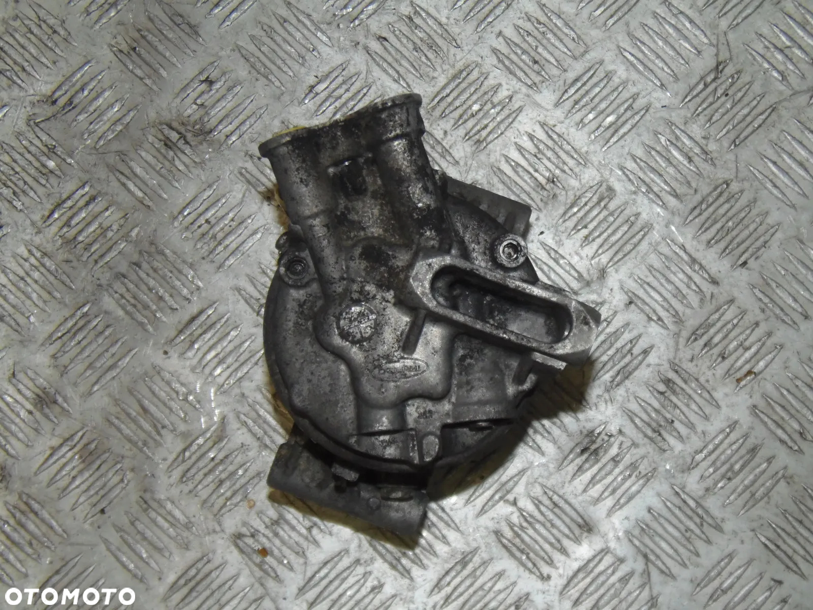 KOMPRESOR SPRĘŻARKA KLIMATYZACJI OPEL ZAFIRA B DELPHI 13124752 - 3