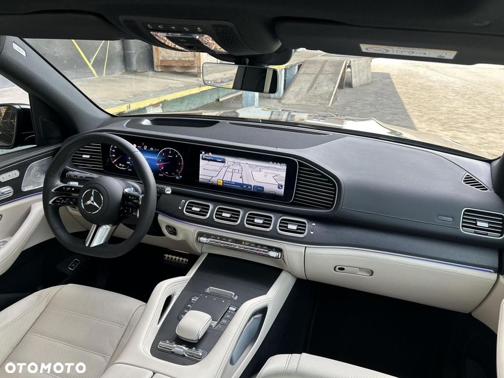 Mercedes-Benz GLS - 10