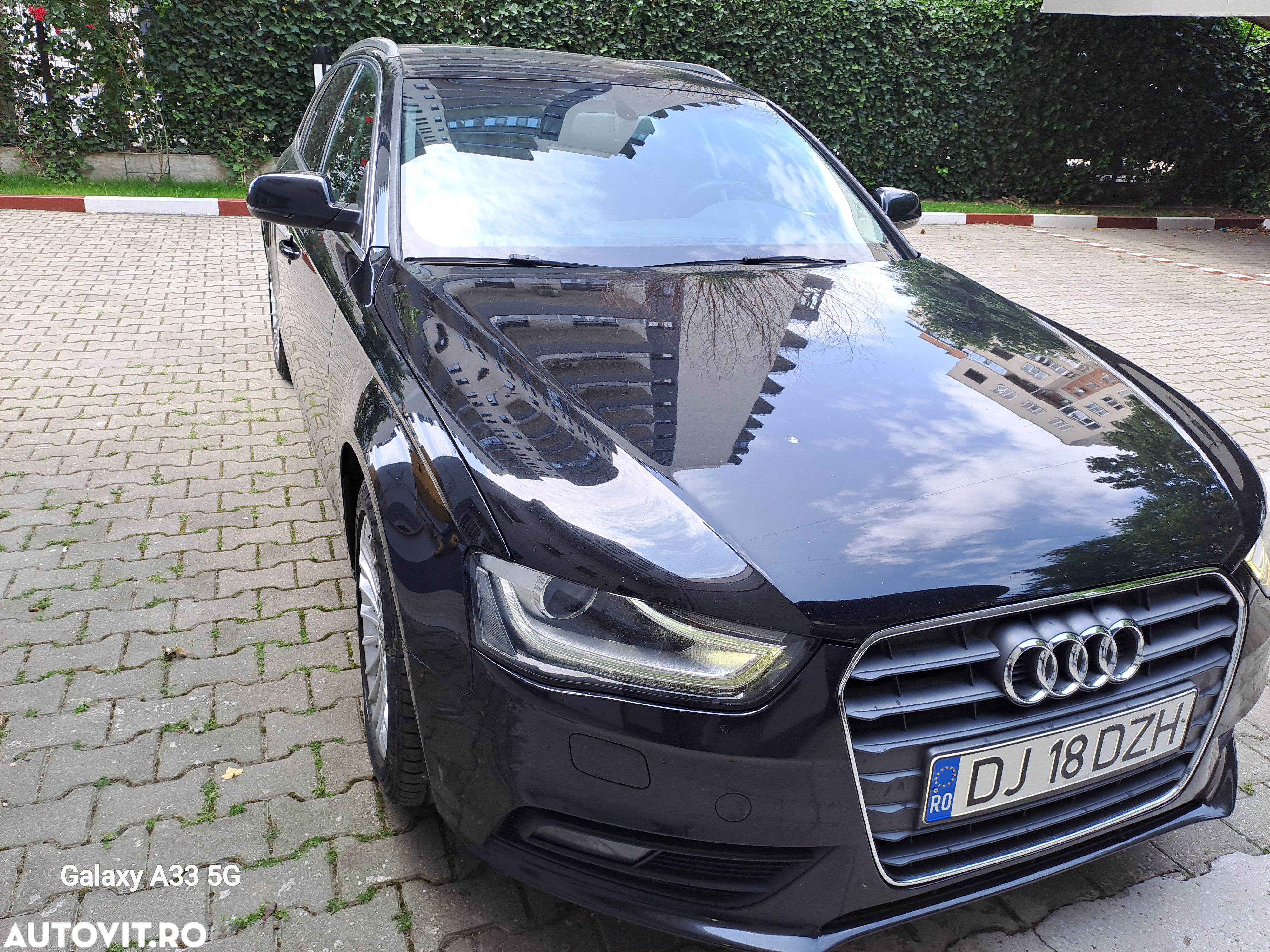 Audi A4 Avant 2.0 TDI - 1