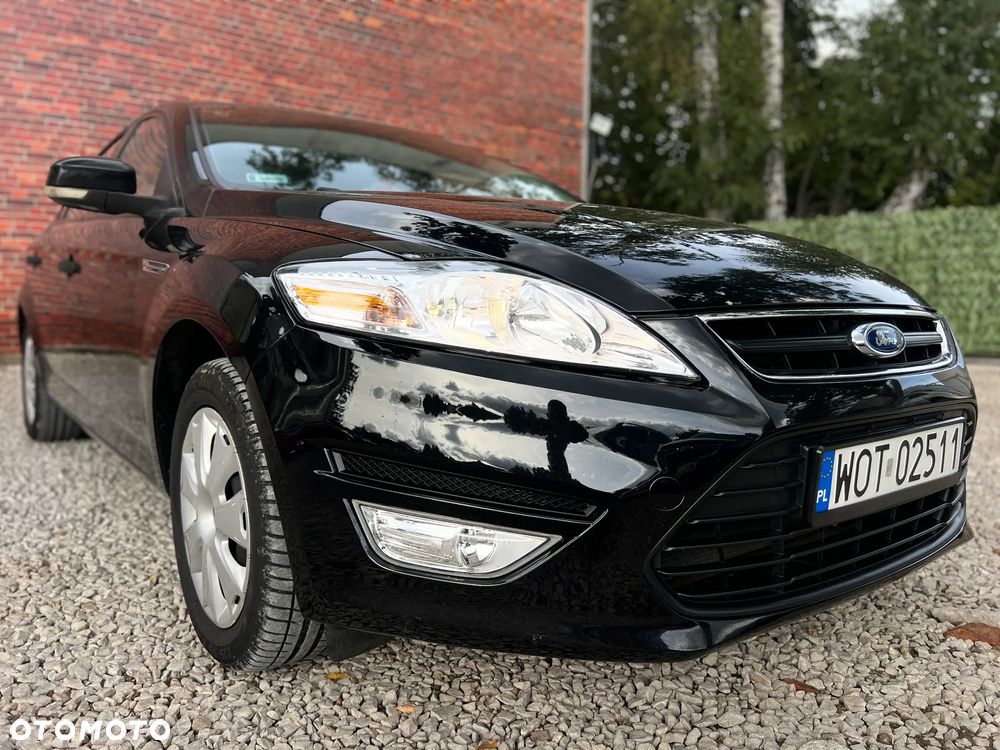 Ford Mondeo - 35