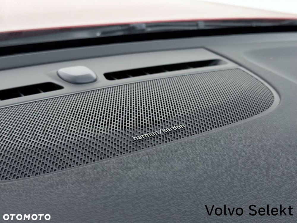 Volvo XC 40 - 30