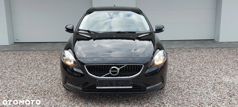 Volvo V40 - 16