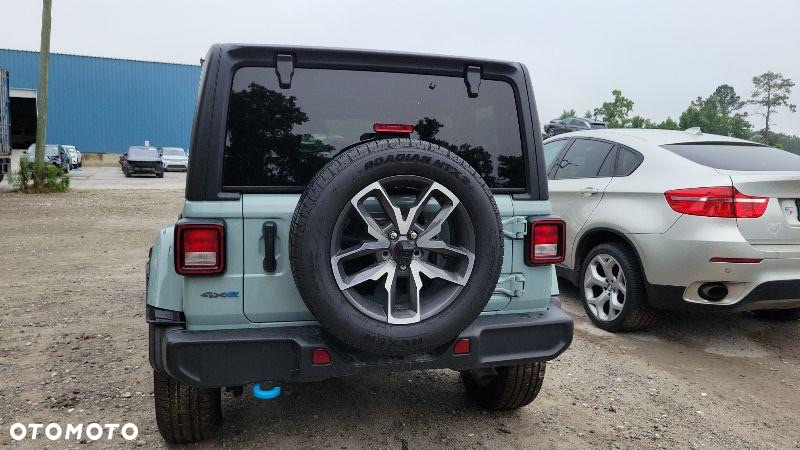 Jeep Wrangler - 3