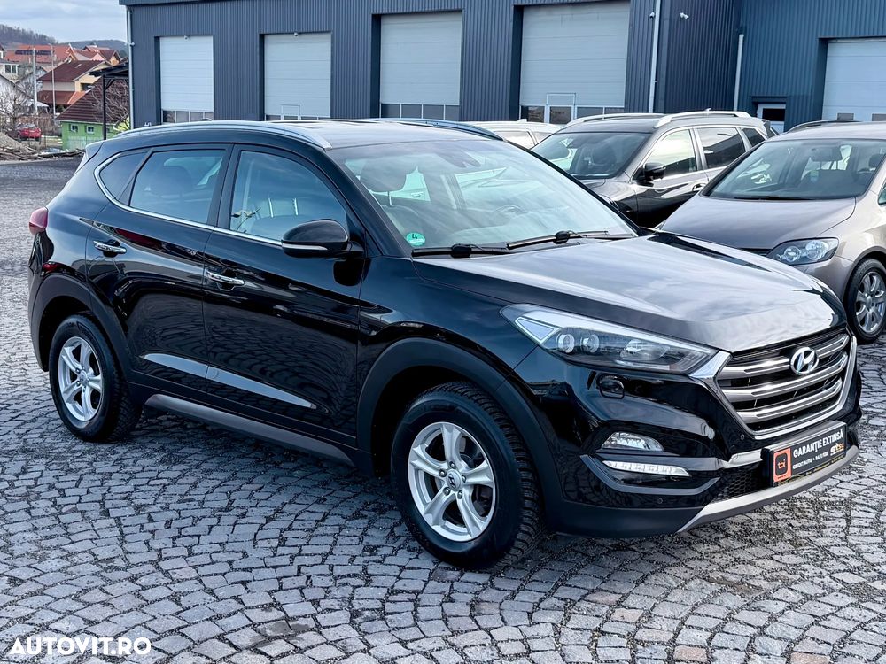 Hyundai Tucson blue 2.0 CRDi 4WD Premium - 2